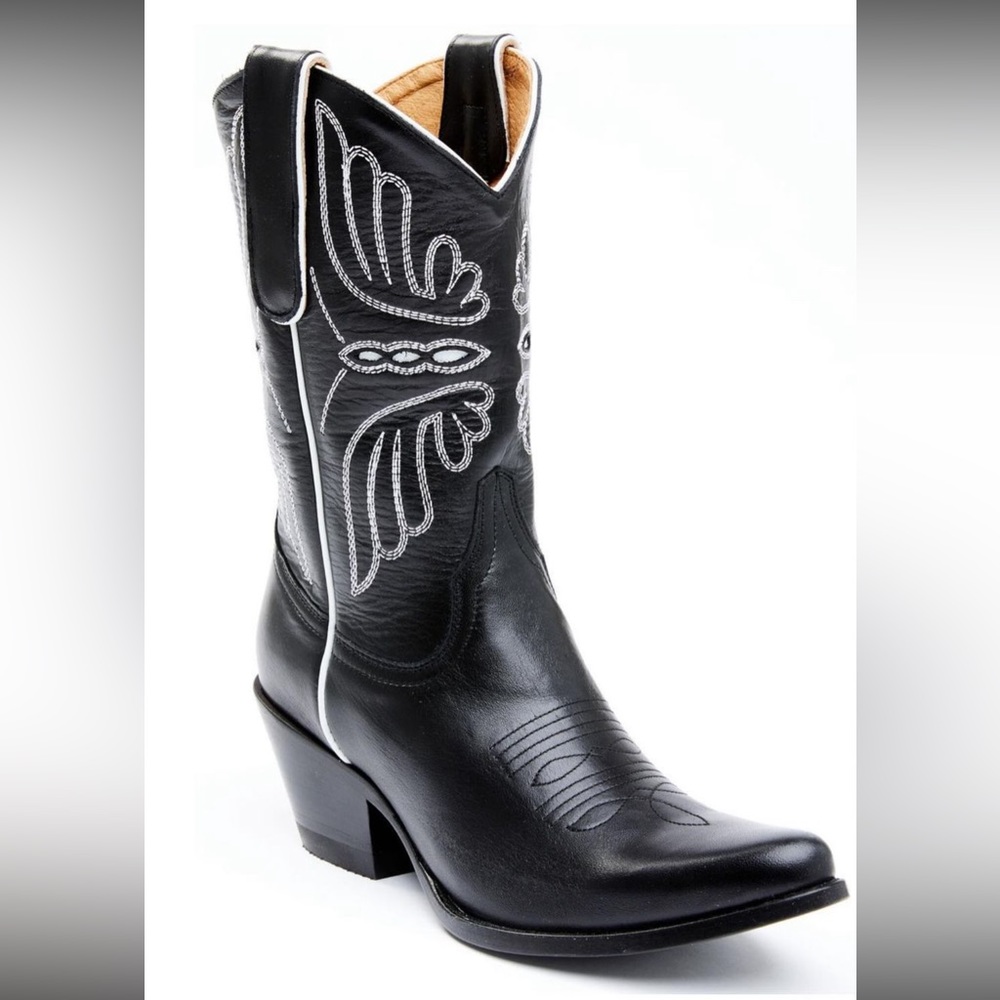 NWT Idyllwind Boots STILL IN BOX